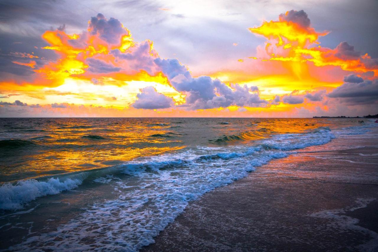 Anna Maria Island Beach Waves Bradenton Beach Extérieur photo