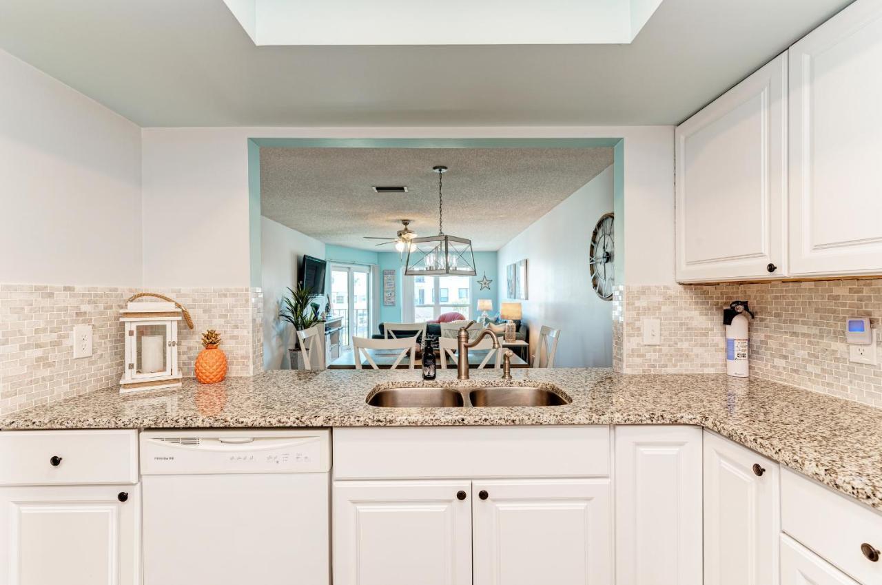 Anna Maria Island Beach Waves Bradenton Beach Extérieur photo